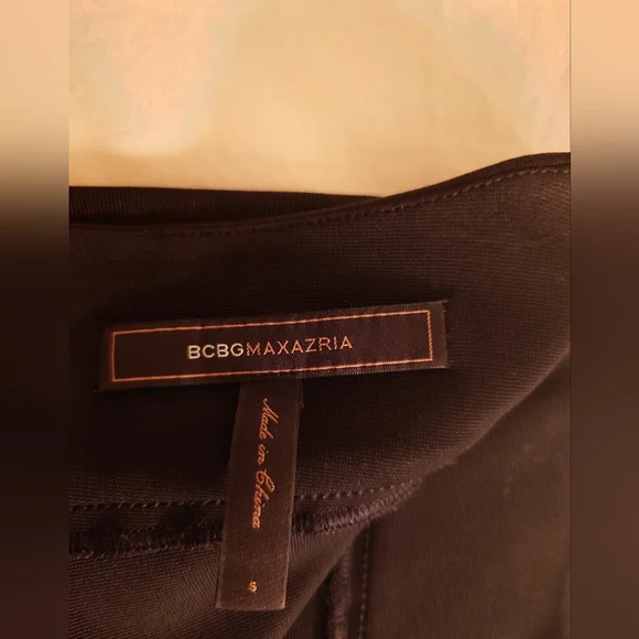 EUC Black BCBG MAXAZRIA Ankle Length Mid-Rise Leggings Ponte Pants S Back Zip - Picture 11 of 15